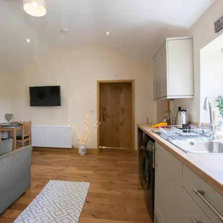 1 Bed In Darlington Oc-75147 بيت للعطل *